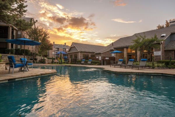 Post-renovation photographs of the Overlook at Bear Creek Apartments in Euless, Texas, for Dayrise.